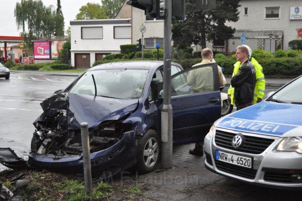 VU nach Verfolgungsfahrt Koeln Poll Siegburgerstr Poll Vingsterstr P03.JPG